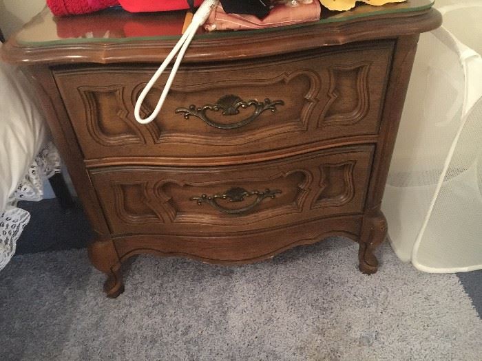 Night Stand matching the Dresser and Chest on Chest