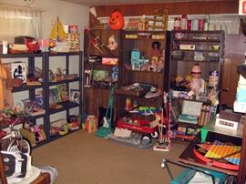 Toy Room Right