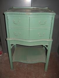 Green side table (Shabby Chic?)