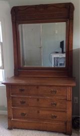 101 Solid Wood Dresser With Mirror