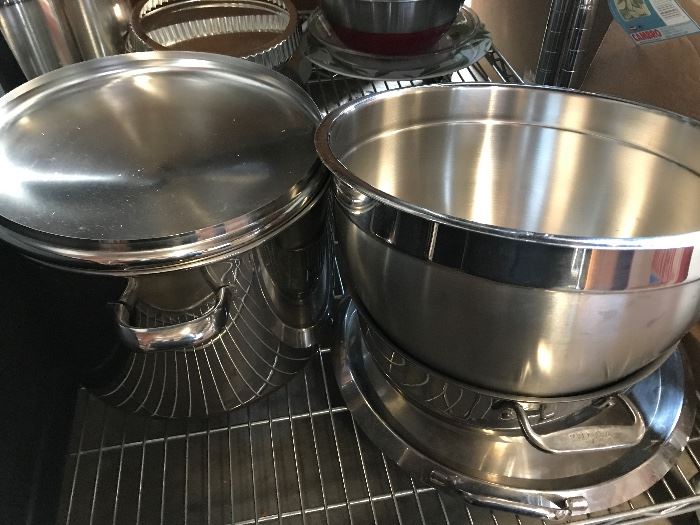 Pots and mixing bowls