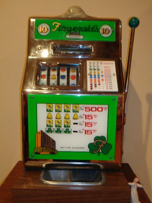 Fitzgeralds 10 cent slot machine