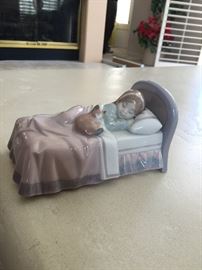 Lladro     Cozy Companion    Girl in bed with cat  #6540