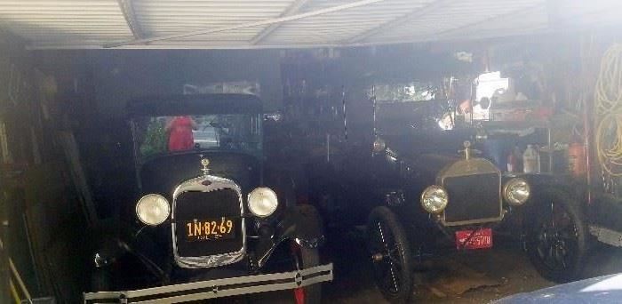 1929 Model A and 1915 Model T