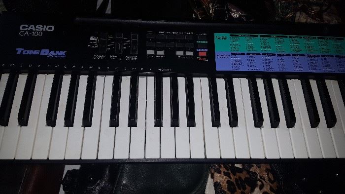 Casio Key Board with stand
