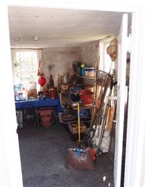 Lots of vintage gardening tools!