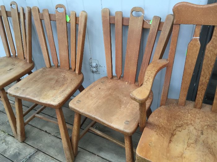 Early American, chairs 