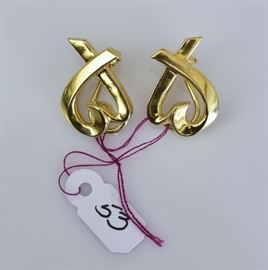 Tiffany & Co 18k Gold Paloma Picasso Earrings 	
Loving Heart
1" long, 7.4 dwt