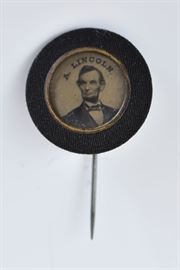 Lincoln Mourning Pin
with black cloth border
13/16"
circa 1865