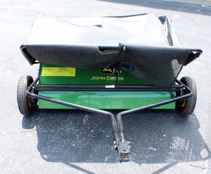 John Deere 42" Lawn Sweeper with Manual