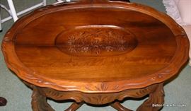 Small End Table with Lift off top tray 