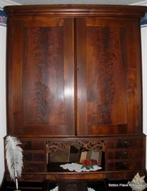 Another Clearer photo of the top of the Plantation Desk.