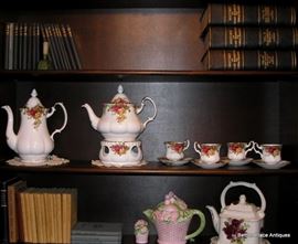 Royal Albert Old Country Rose pattern Coffee Pot, Teapot and Cups/saucers