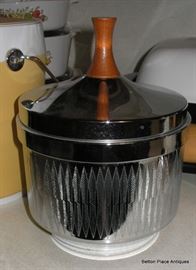 Vintage Farberware ice Bucket