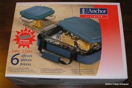 As new in Box Baking dish