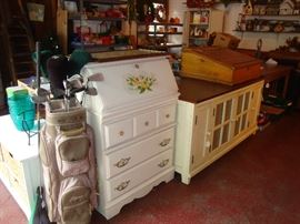 Golf clubs, Keyhole desk, podium desk, media cabinet, Mission desk