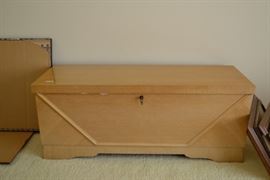 Lane Cedar Chest