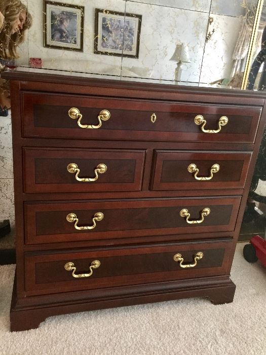 Beautiful chest of drawers