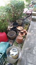 Hanging pots, planting pots, pot saucers, red concrete pavers