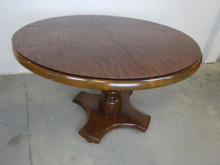 Pedestal Round Dining Table