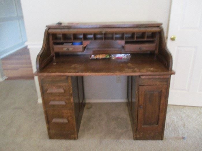 Roll Top Desk From The Texas Capital