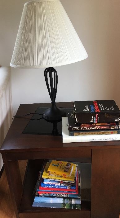  Lamp and end tables 