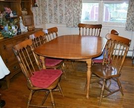 Cushman Dining Room Table w/3 Leaves, 6 Chairs