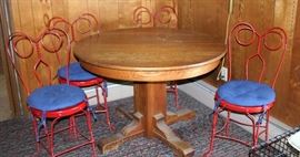 42” Round Oak Table & 4 Ice Cream Parlor Chairs