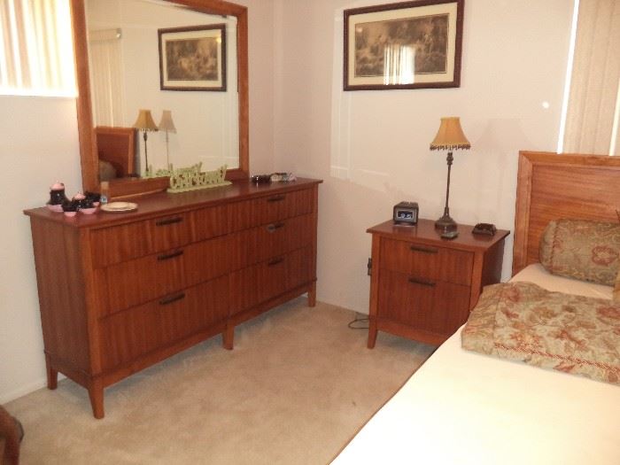 Mid-Century King Bedroom Suite