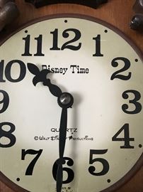 Disney Time Quartz cuckoo clock