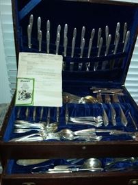 246 pieces of Grosvenor Flatware (1921 Grosvenor by Community) in Holmes & Edward Case with paperwork-1924 Promotional Gift from International Harvester 