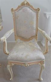 Silik dining chair with arms