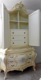 Silik Armoire Chest in open position. Very functional.