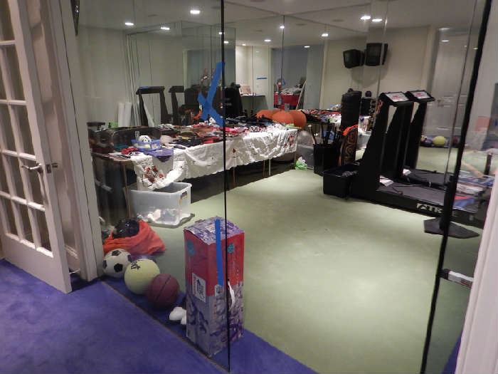 WORKOUT/SPORTS ROOM