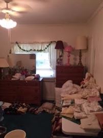 Full size bedroom suite, sheets, comforter set, lamps, etc.