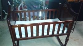 baby rocking crib