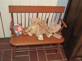 Child's Windsor bench