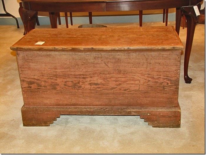 Sanders pine blanket chest