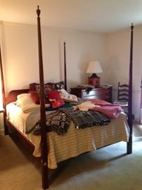 Pencil post queen size bed