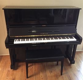 Yamaha U3 "F" Series 52" Studio Upright