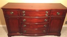 Vintage Mahogany Sheraton Style Bow-front Sideboard / Buffet