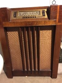 Vintage radio