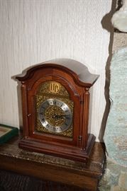 table clock