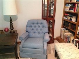 La Z Boy Swivel Rocker