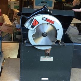  Skil saw with metal case 