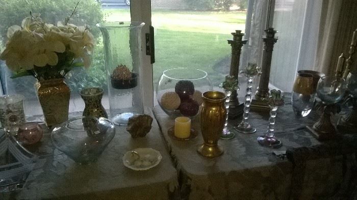 Table & Floor décor - Candlesticks, Vases, floral