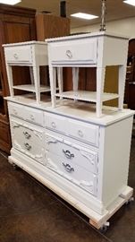 Small scale Girls Bedroom Set