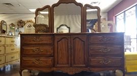 Thomasville French Provincial 9 drawer dresser