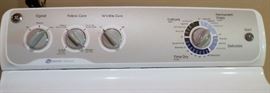 GE Hydrowave Washer & GE Sensordry Gas Dryer