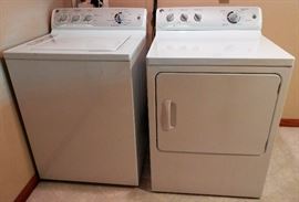 GE Hydrowave Washer & GE Sensordry Gas Dryer
